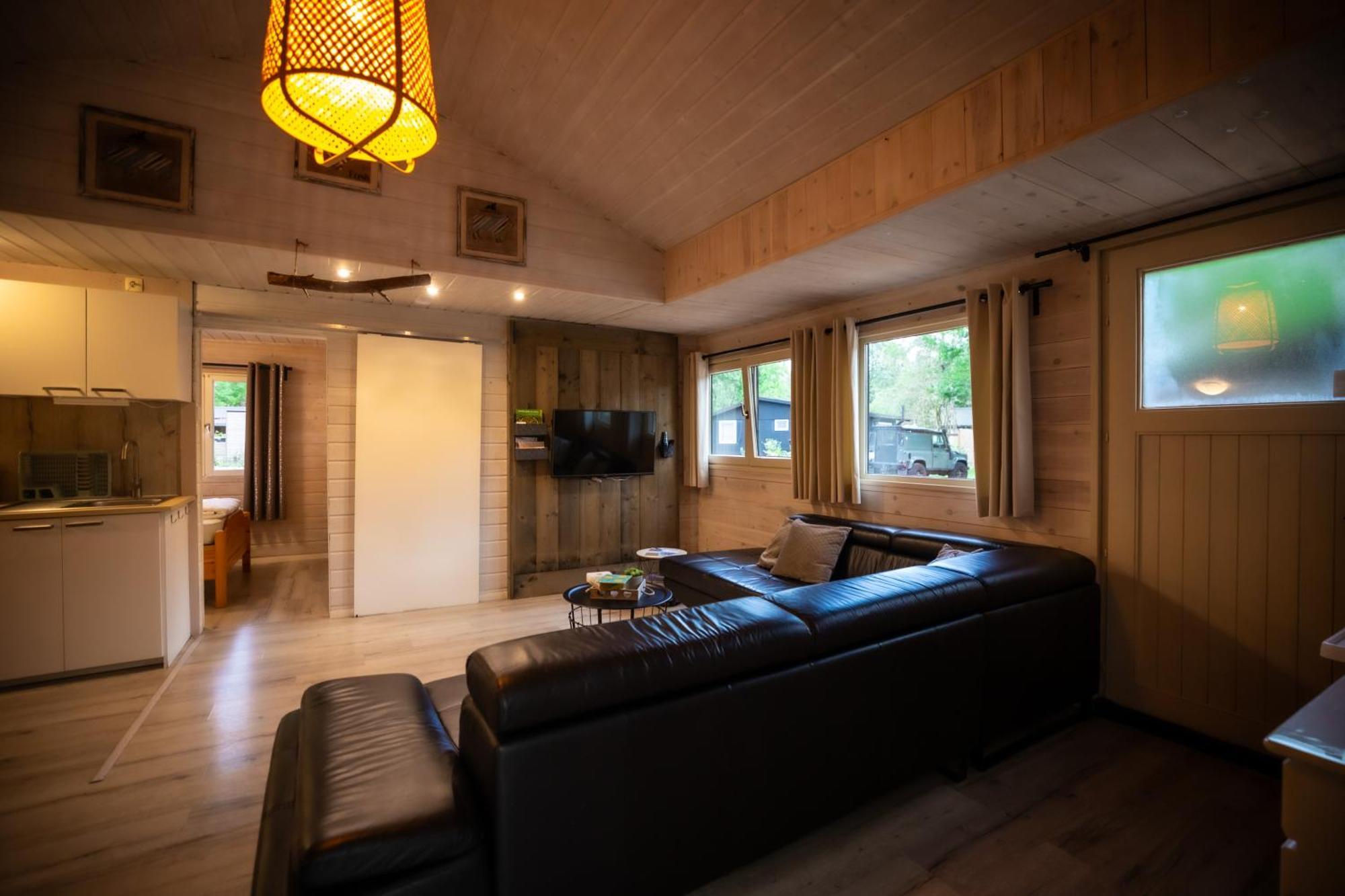 Chalet De Bosuil Zutendaal Exteriör bild