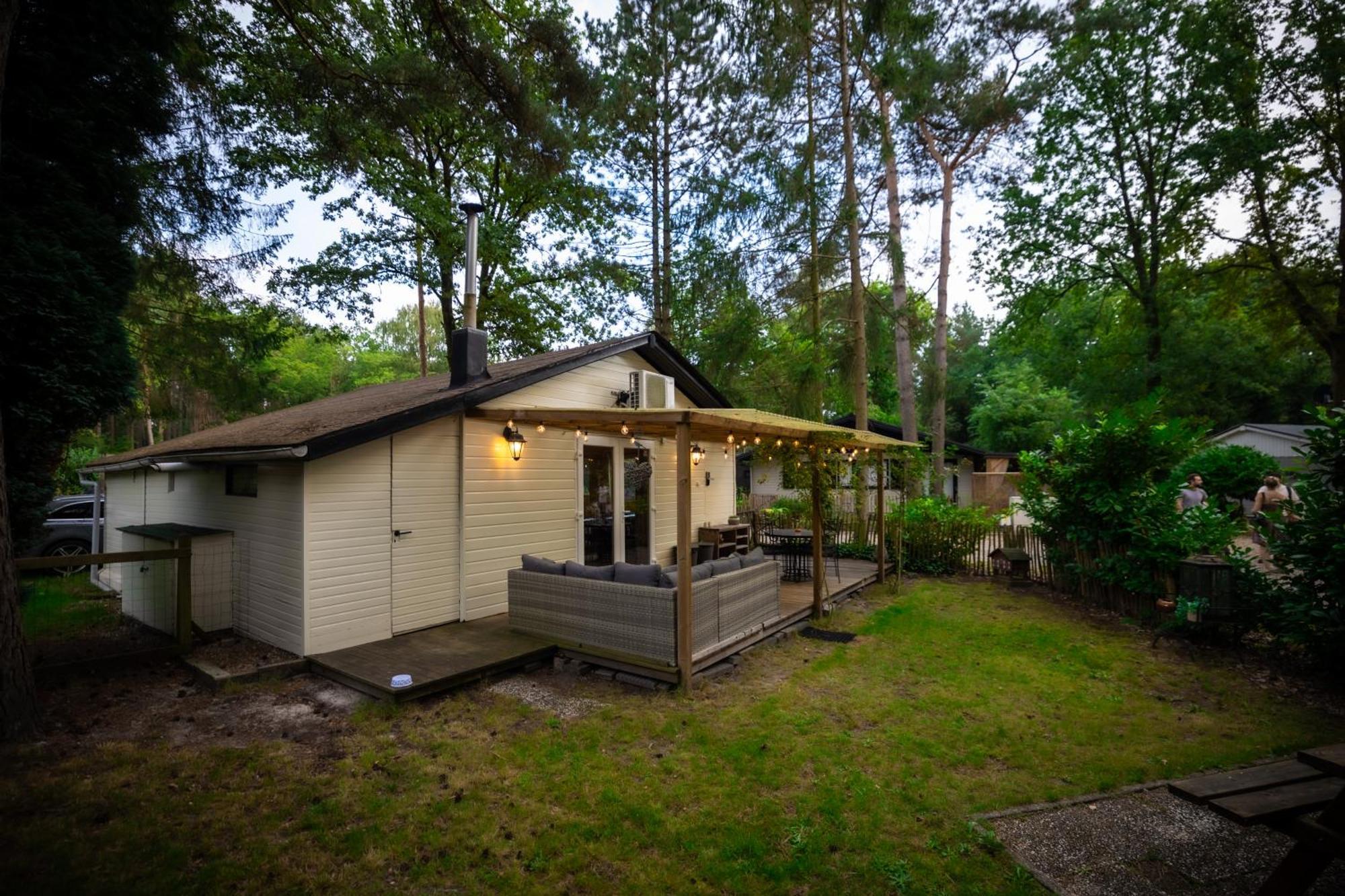Chalet De Bosuil Zutendaal Exteriör bild